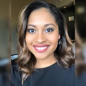 Meet your Posher, Lauryn